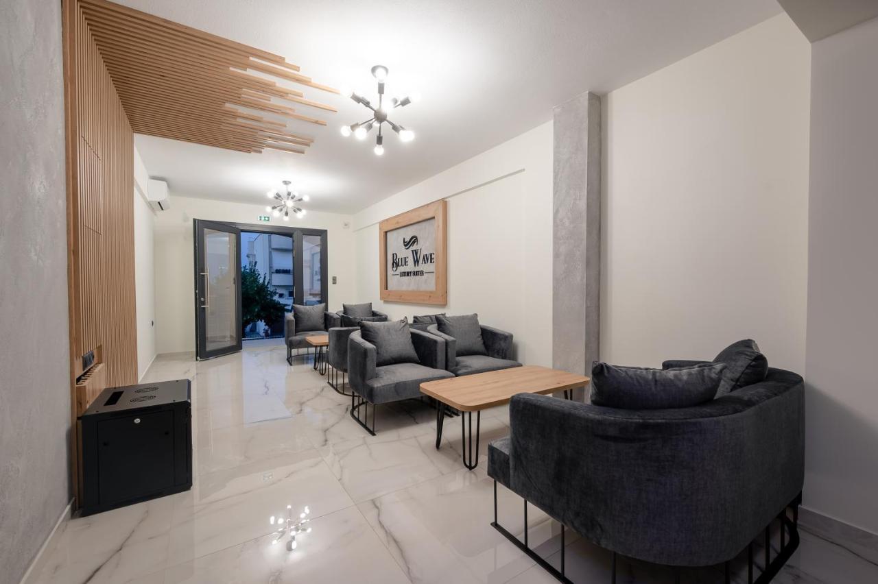 Blue Wave Luxury Suites Nea Iraklitsa Екстер'єр фото