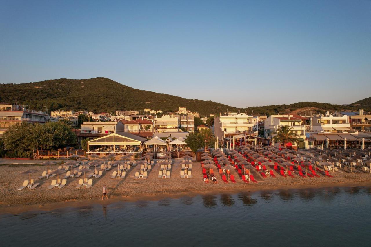 Blue Wave Luxury Suites Nea Iraklitsa Екстер'єр фото